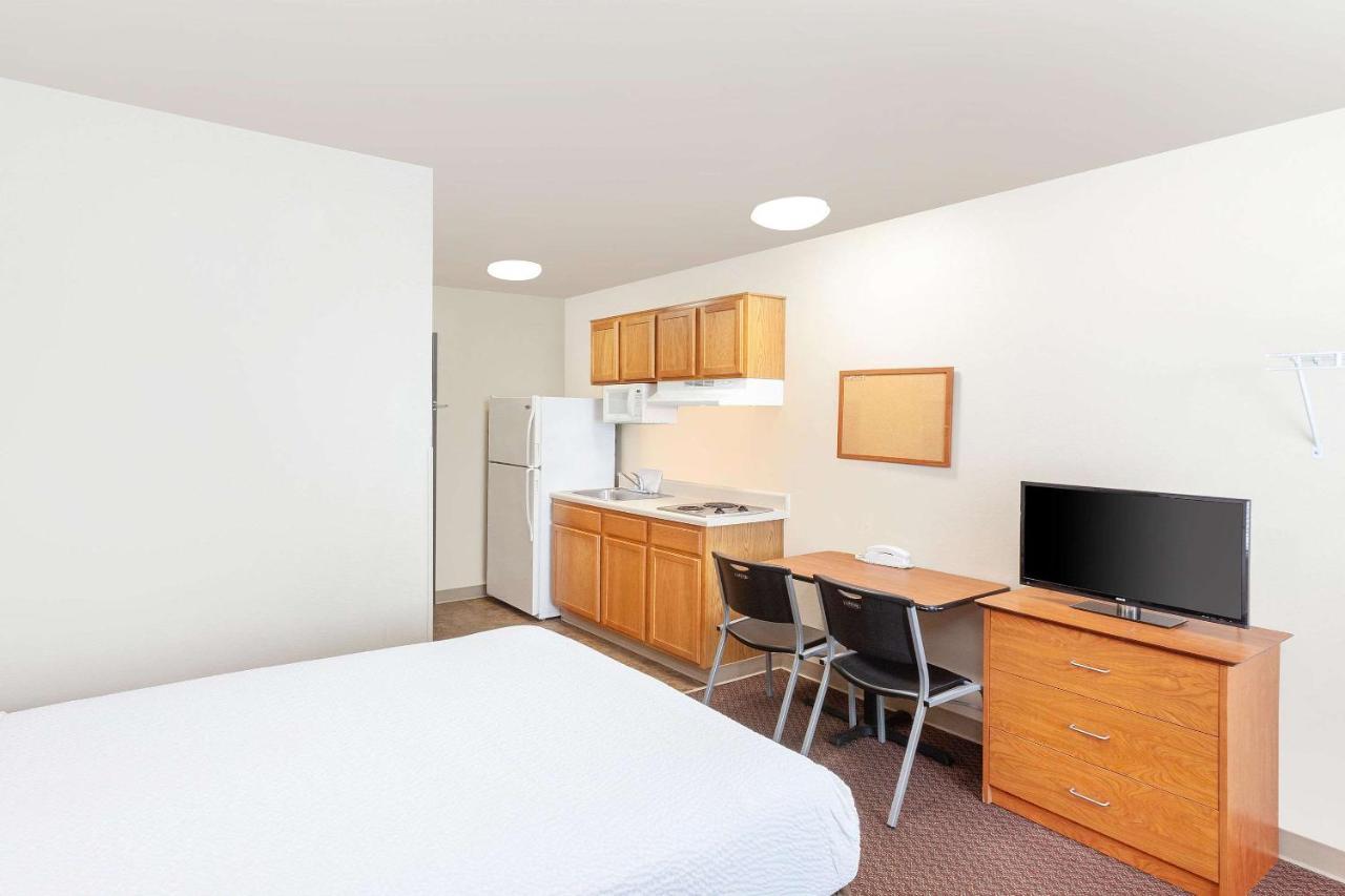 Woodspring Suites Sioux Falls Exteriör bild
