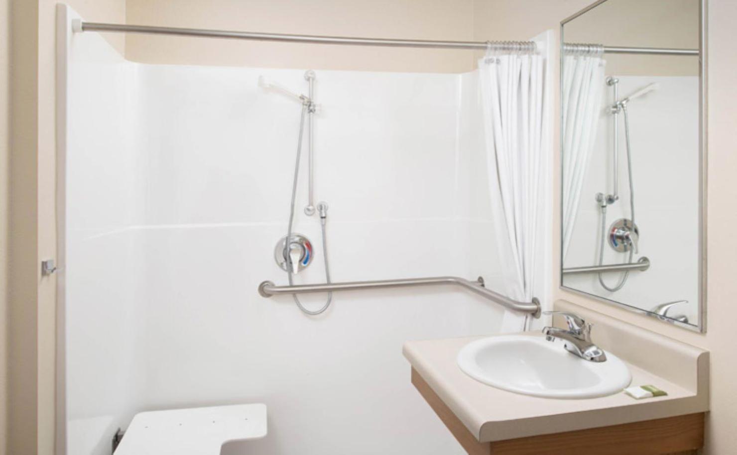 Woodspring Suites Sioux Falls Exteriör bild