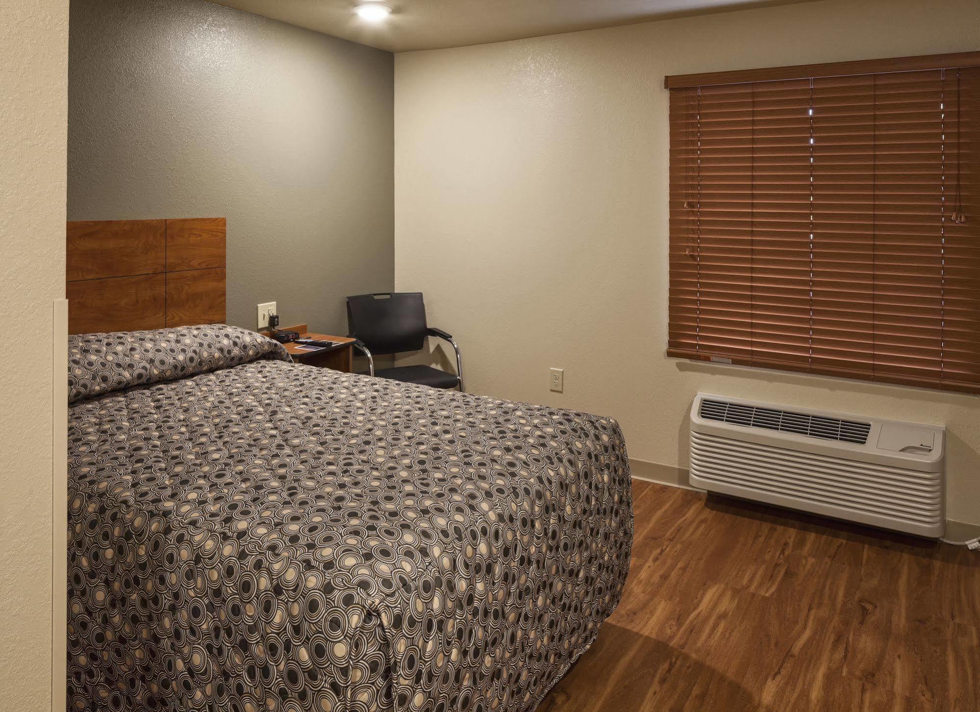 Woodspring Suites Sioux Falls Exteriör bild