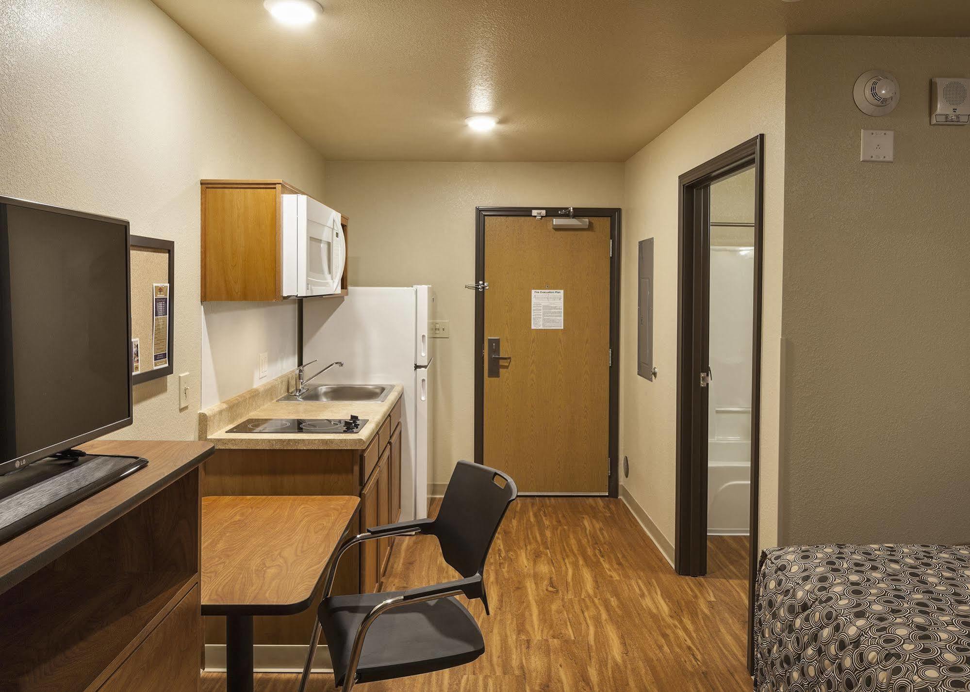 Woodspring Suites Sioux Falls Exteriör bild
