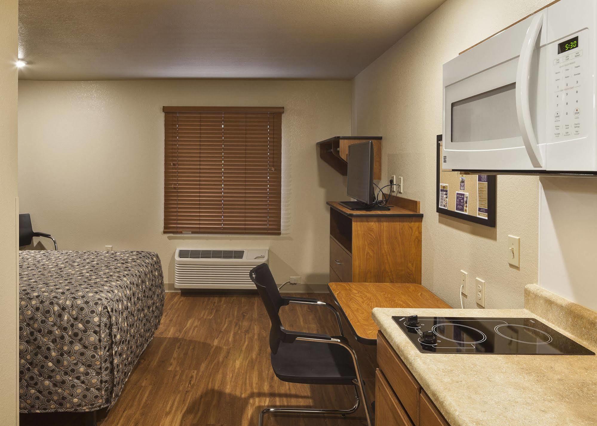 Woodspring Suites Sioux Falls Exteriör bild